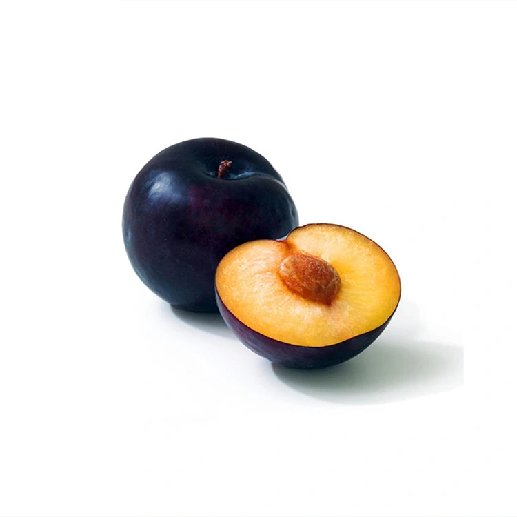 Ameixa negra fresca e suculenta
